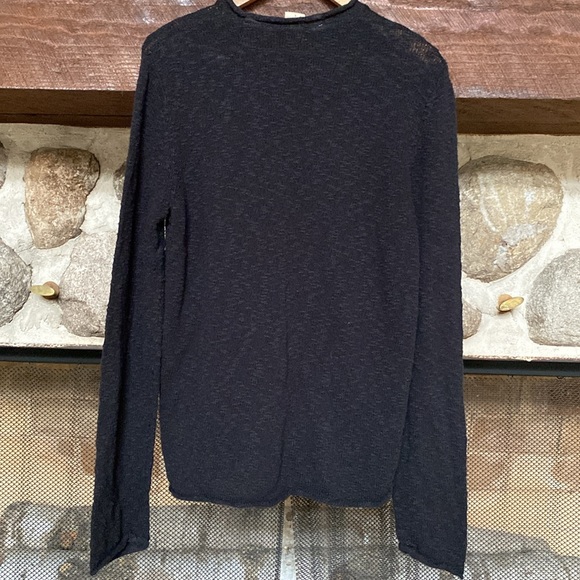 Hollister sweater - Picture 5 of 10